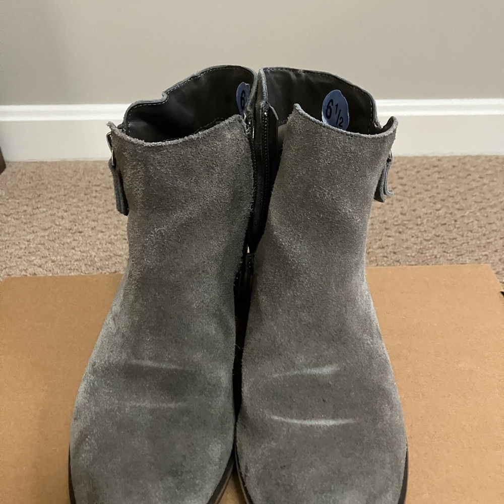 Kensie Gray Ankle Boots - Picture 1 of 4